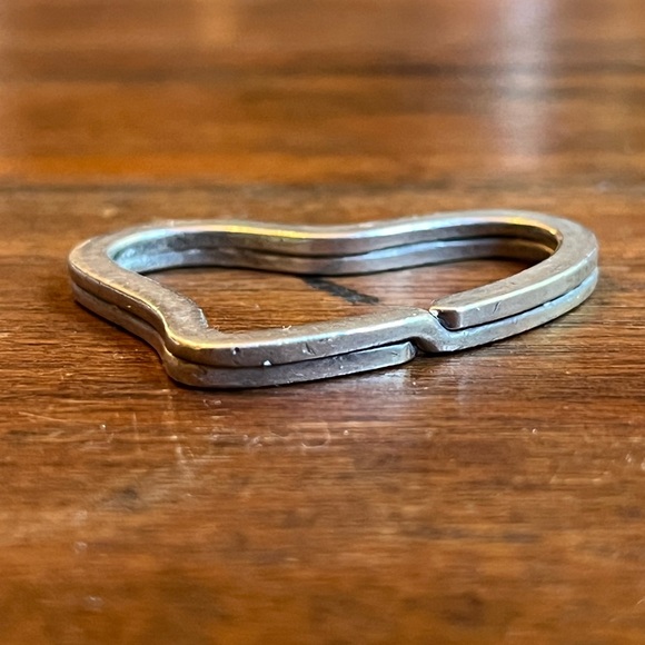 Elsa Peretti Tiffany & Co. Sterling Silver Open Heart Key Ring!  💕 - Picture 4 of 4